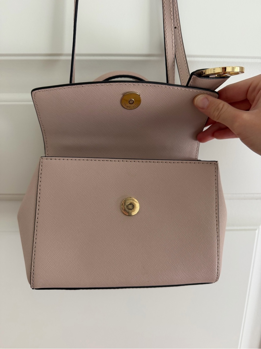 Michael Kors Ava Extra-Small Saffiano Leather Crossbody Bag - Picture 4 of 8